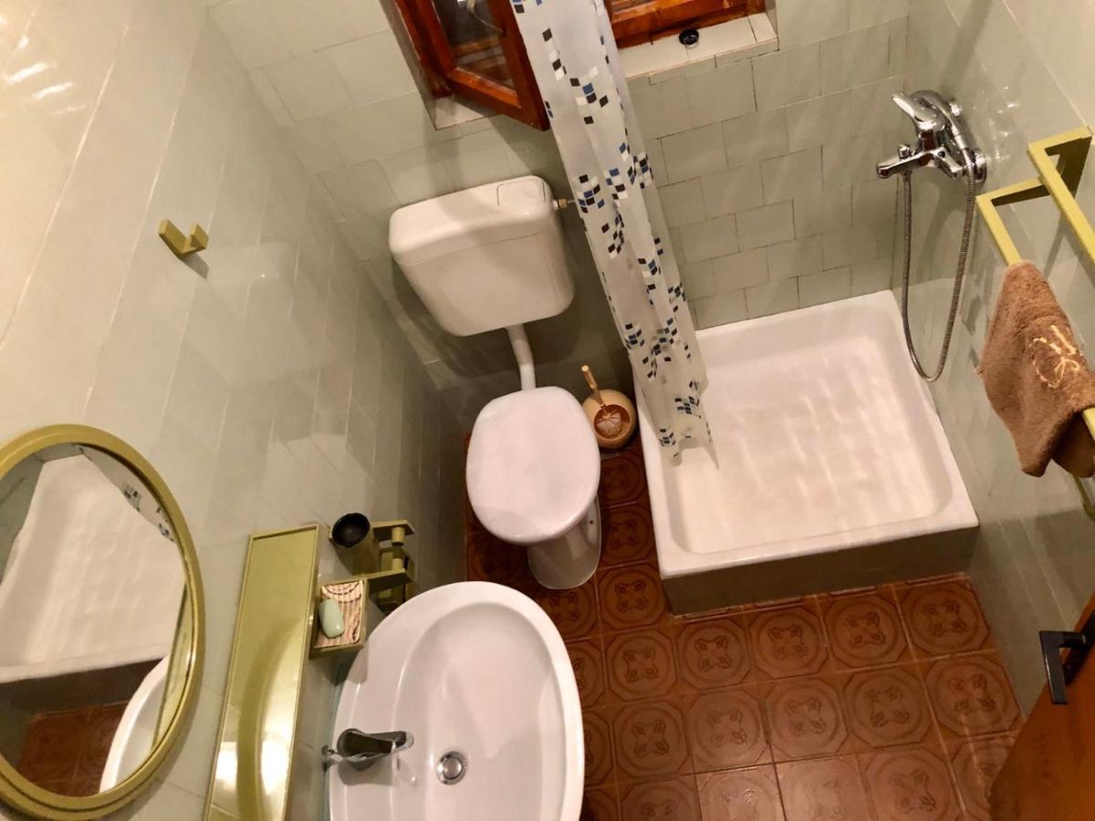 Apartman Dolores Кучище Екстериор снимка